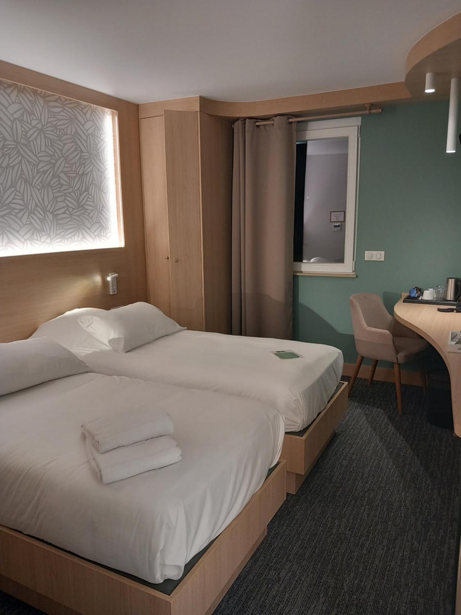 Hotel Aster Restaurant Aux Arcades Briey Zewnętrze zdjęcie