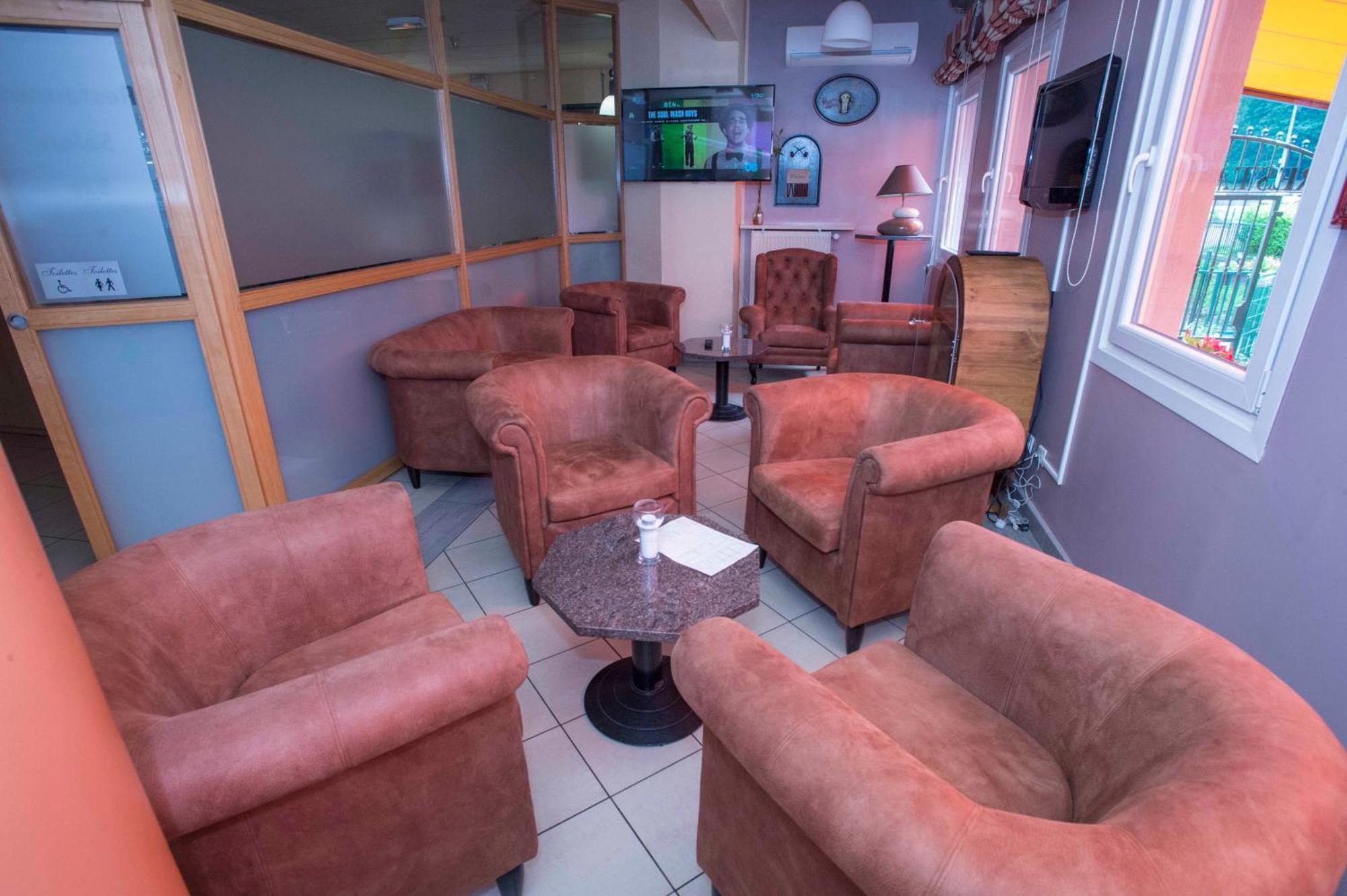 Hotel Aster Restaurant Aux Arcades Briey Zewnętrze zdjęcie