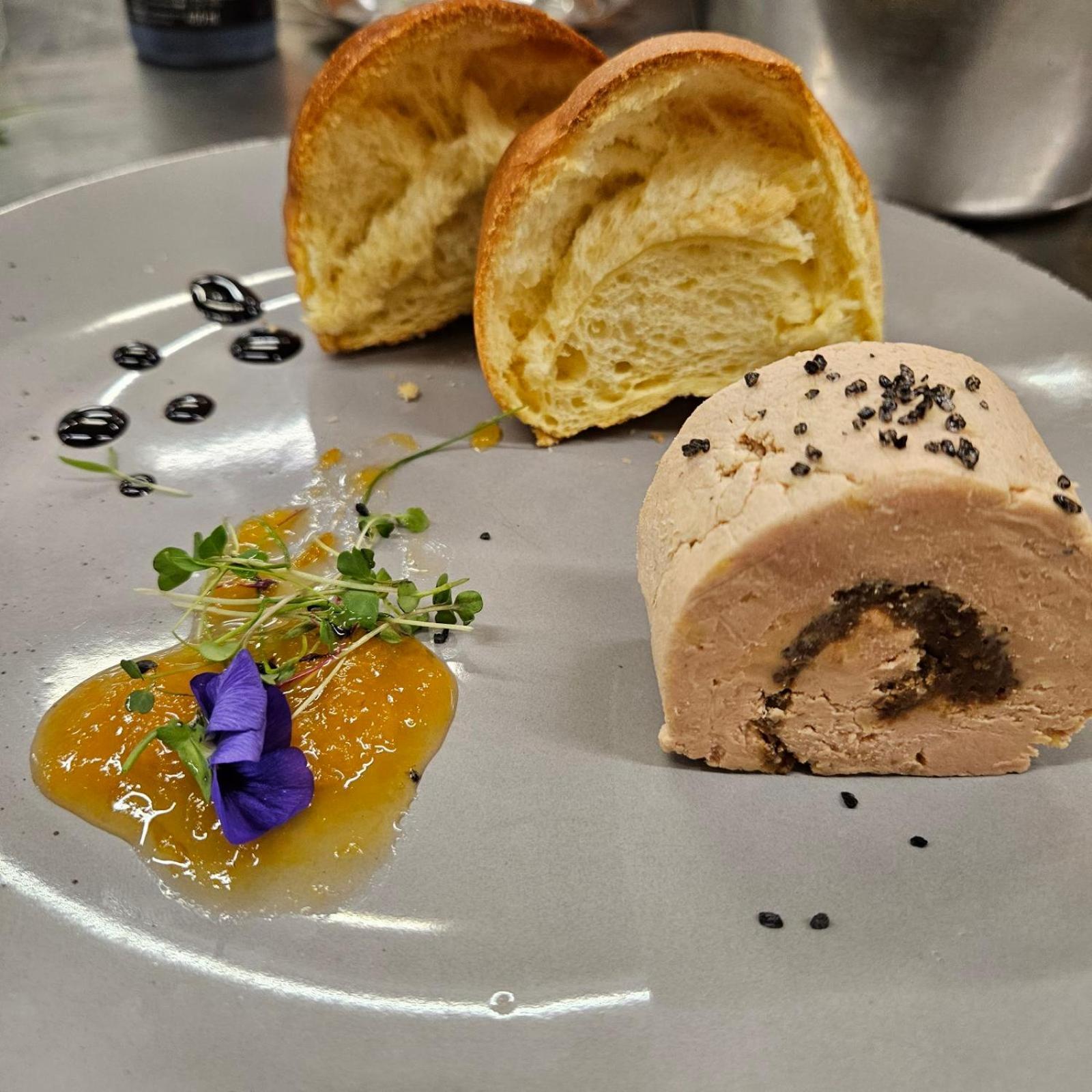 Hotel Aster Restaurant Aux Arcades Briey Zewnętrze zdjęcie
