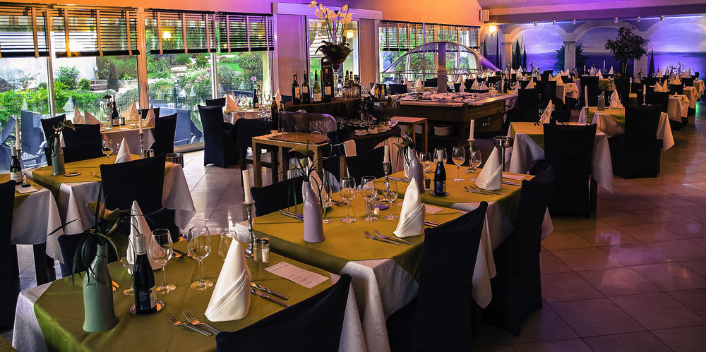 Hotel Aster Restaurant Aux Arcades Briey Zewnętrze zdjęcie
