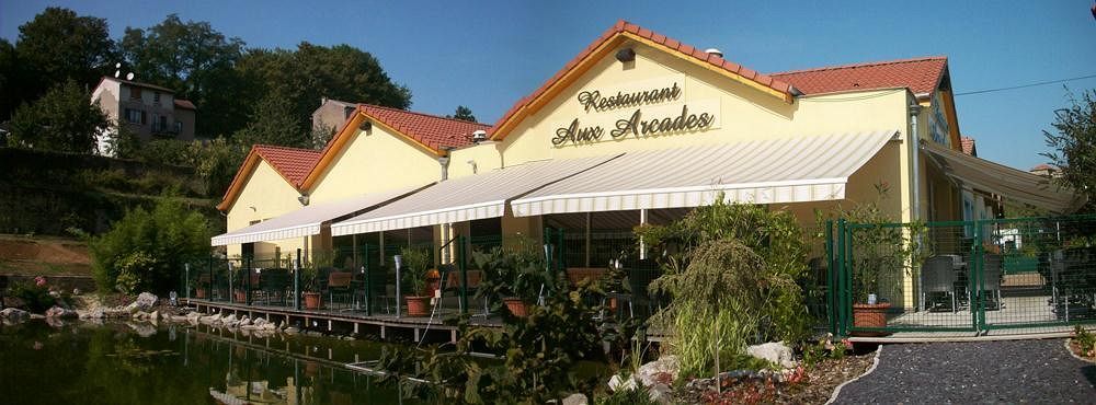 Hotel Aster Restaurant Aux Arcades Briey Zewnętrze zdjęcie
